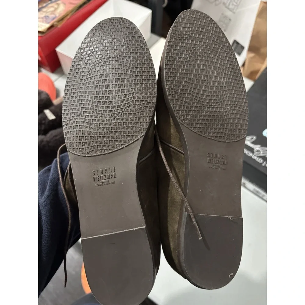 Stuart Weitzman great new